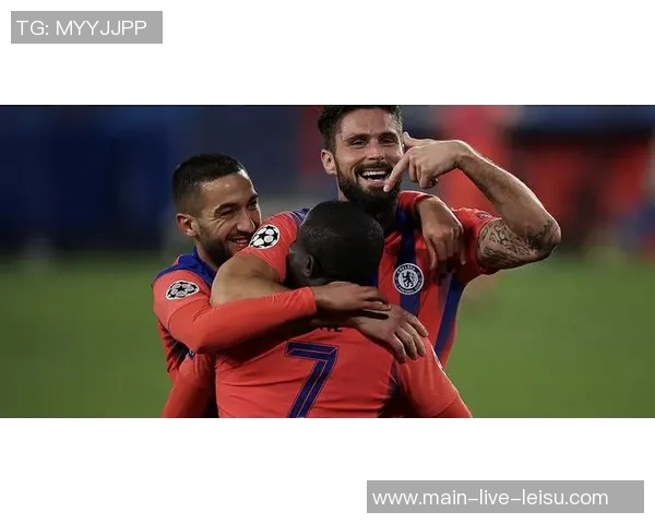 维蒂尼亚荣膺环足奖年度最佳中场助巴黎夺得六冠与欧国联冠军