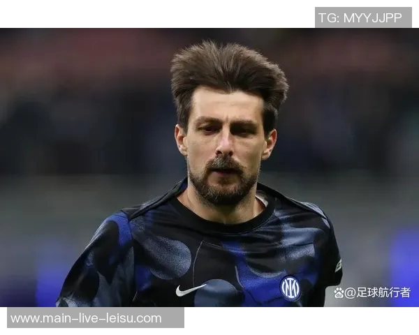 新月接近签下佛罗伦萨后卫马里以替代未果的阿切尔比和德弗里