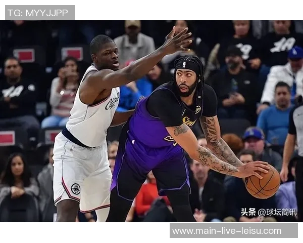 安东尼戴维斯左小腿轻微拉伤官方宣布将缺席至少两场比赛